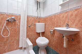 Апартаменты Apartments Kujacic Херцег-Нови Стандартный номер-студио-8